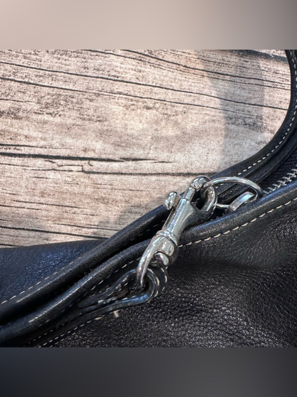 Vintage Y2K Classic Black Leather Coach Hobo Shoulder Bag with Logo Lining - Picture 7 of 11